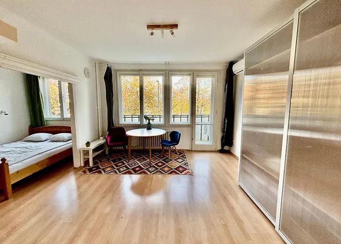 Frankel Apartman Near Lukacs Bath